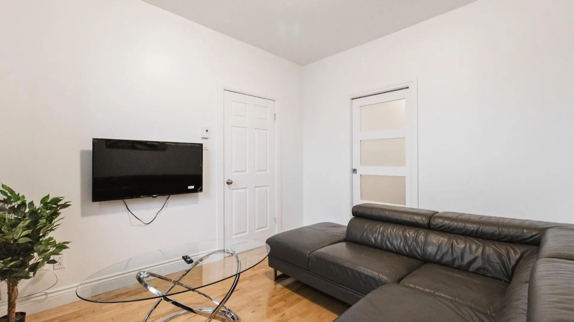Niu - 461 Apartment Montreal